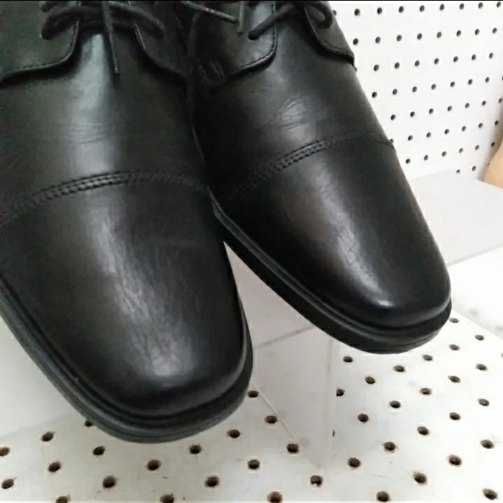 Clarks | Black Shoes | Men's Comfort Oxford Cushioned Footbed Lace-up Sz 11.5 M